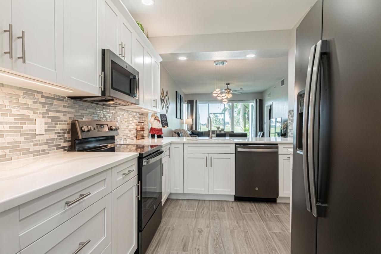 Greenlinks At Lely Luxury White Orchid Fully Renovated Modern 1St Floor 3Bdr Golf Resort Villa North North Naples Exterior foto